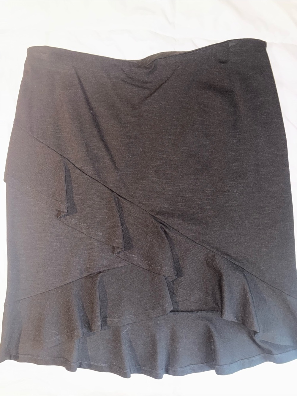 Skies Are Blue 1X Black Asymmetrical Layered Ruffle Skirt